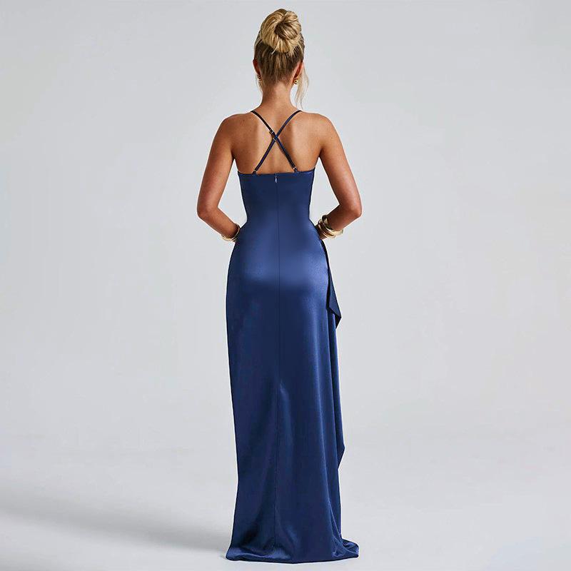 SVCD000053 Sexy, form-fitting, pleated and slit satin dress for a socialite