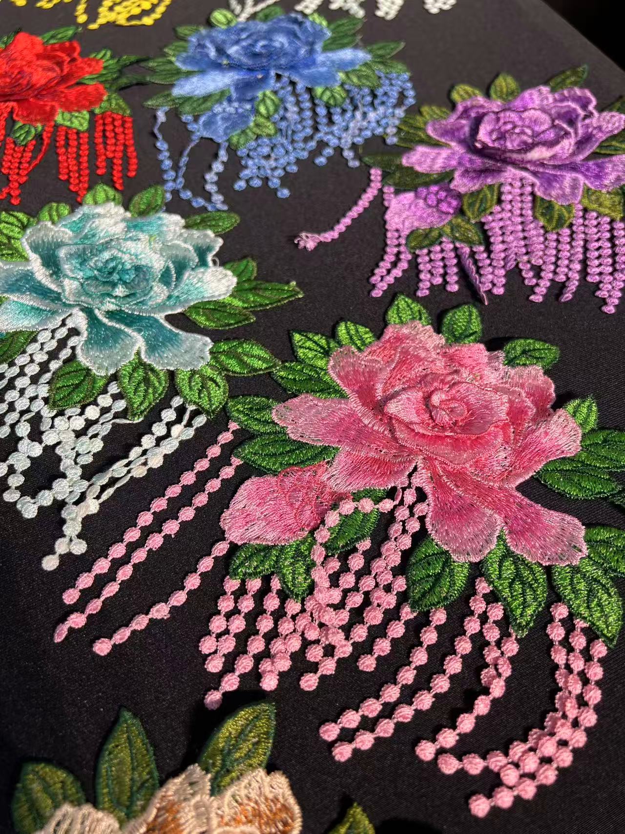 SUPERVALUECHOICE HCSEYB00070 Floral Embroidered Fabric Patches