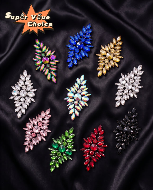 SUPERVALUECHOICE CHRISTMAS HCSEYD00045 Handmade Rhinestone Applique, Hotfix Backed Crystal Beaded Patch for Christmas Holiday Garment, Formal Dress & Costume Embellishment 3.74 in × 1.97 in